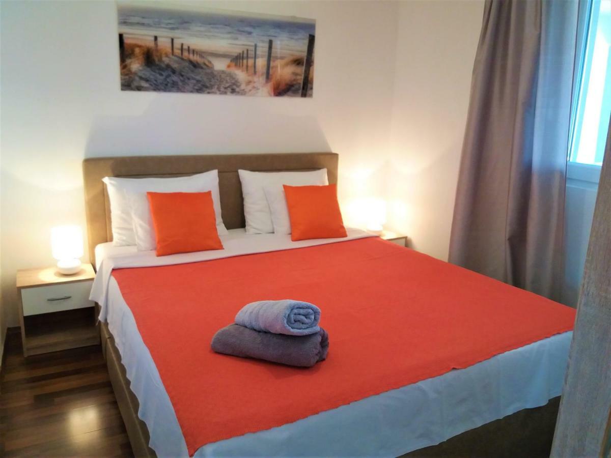 Apartment Roko Vir Exterior photo